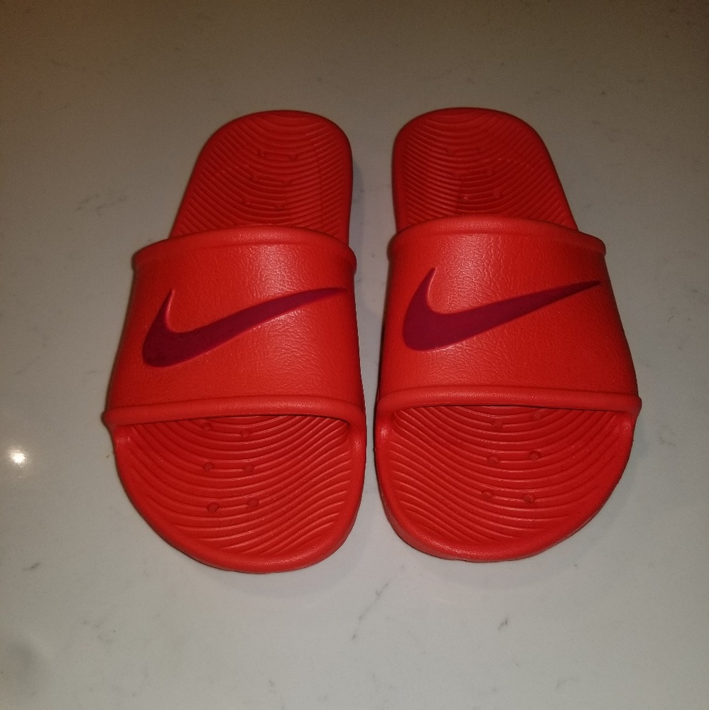 Nike Waterproof Slide